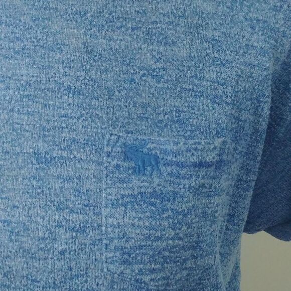 Abercrombie & Fitch M Blue Short Rolled Sleeve Low Back Top - Picture 2 of 9